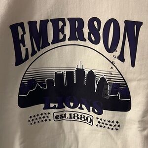 NWT Emerson College Boston City Skyline  Sweatshirt XL/XXL